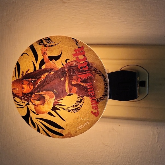 Captain Jack Sparrow Pirates of the Carribean Disney patch nightlight pez dispen - Picture 8 of 10